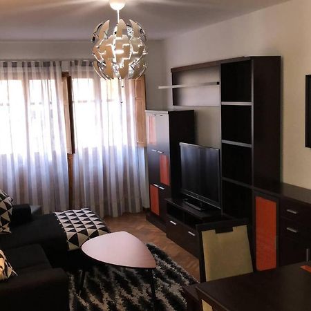 Apartamento Mulhacin Apartment เลออน ภายนอก รูปภาพ
